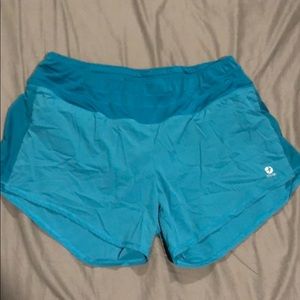 Oiselle Roga short